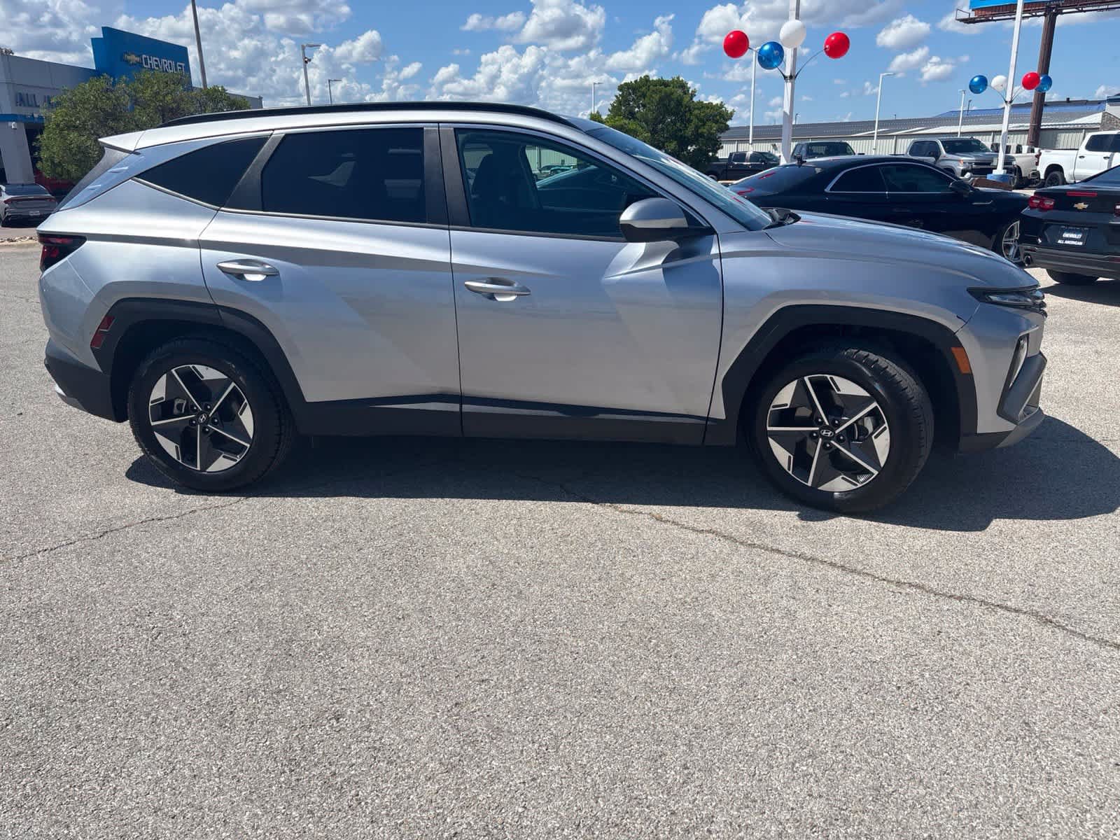 Used 2025 Hyundai Tucson SEL FWD image 4