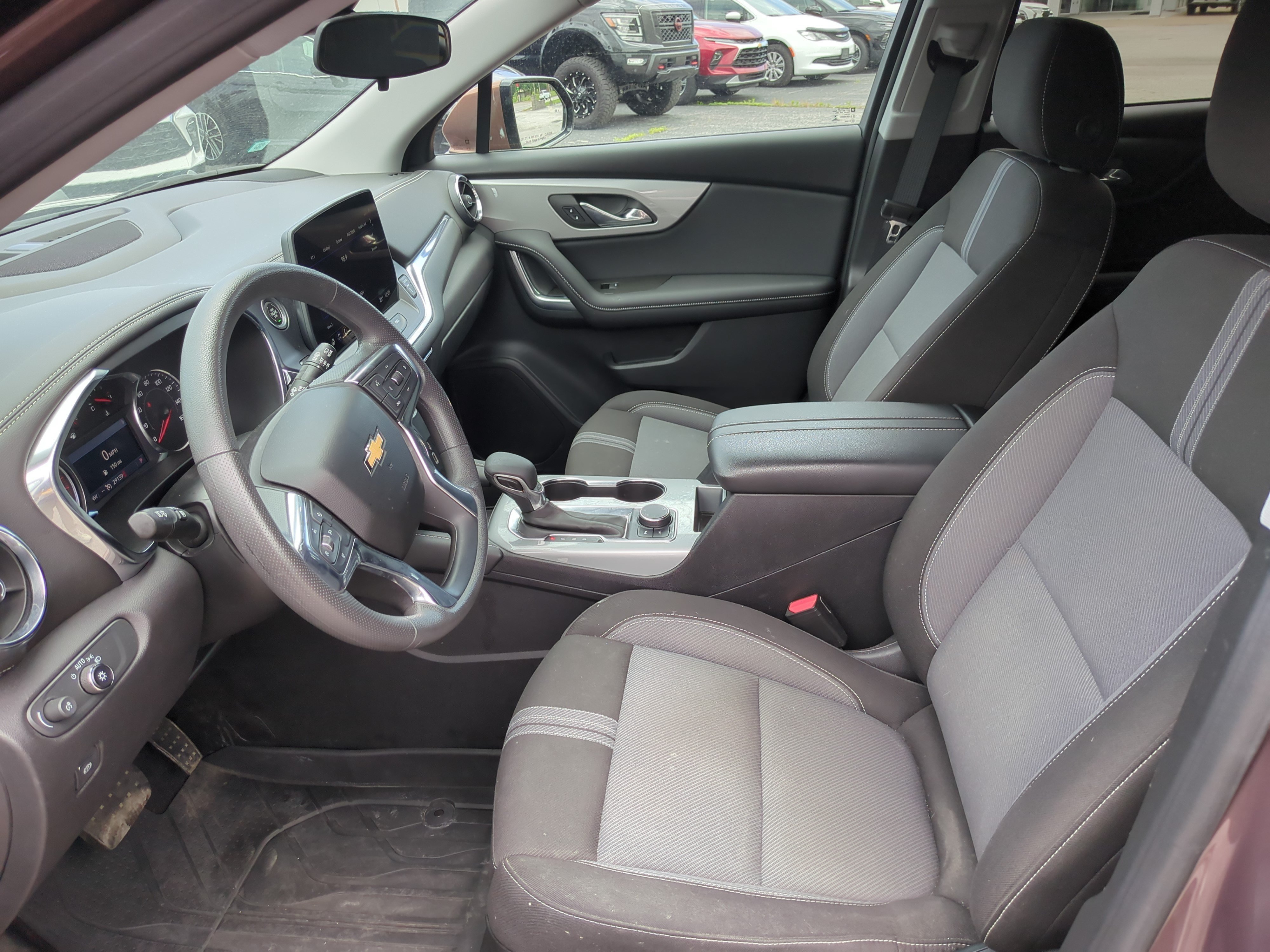 Used 2023 Chevrolet Blazer LT w/ Driver Confidence Package FWD image 6