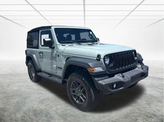 Used 2024 Jeep Wrangler Sport AWD/4WD video 2