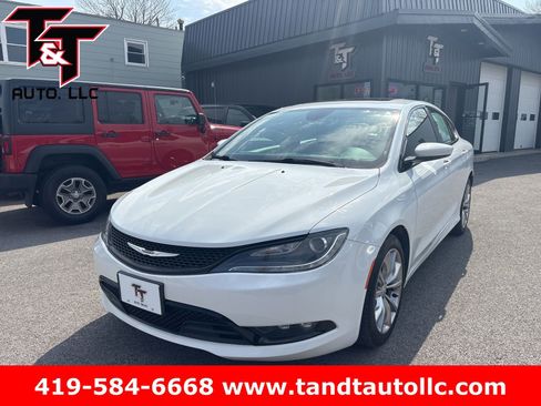 Used 2016 Chrysler 200 S w/ Navigation & Sound Group I image 1