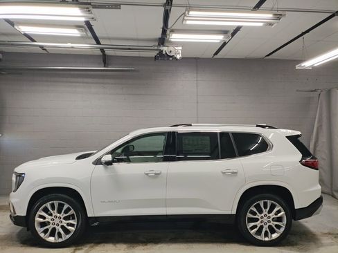 New 2026 GMC Acadia Denali w/ Super Cruise Package image 18