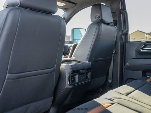 Used 2024 GMC Sierra 2500 AT4 w/ AT4 Premium Plus Package image 40