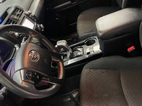 Used 2019 Toyota 4Runner TRD Off-Road image 18