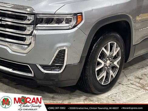 Certified 2023 GMC Acadia SLE w/ Driver Convenience Package image 9