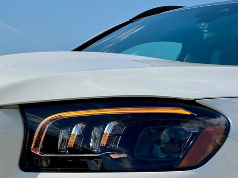 Certified 2023 Mercedes-Benz GLS 450 4MATIC image 9