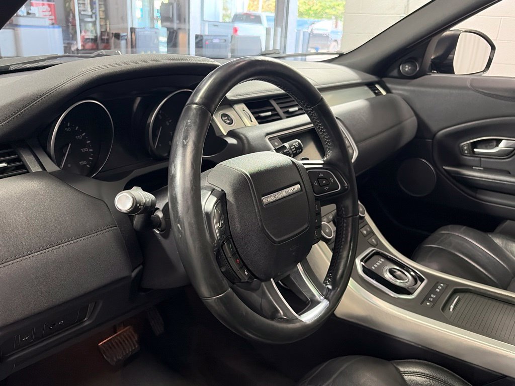 Used 2017 Land Rover Range Rover Evoque SE AWD/4WD image 15