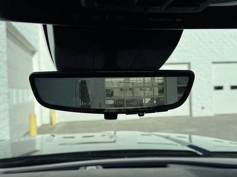 Used 2025 GMC Sierra 2500 AT4 w/ AT4 Premium Plus Package image 26