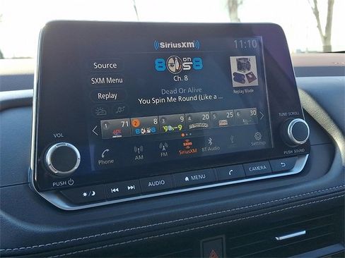 Used 2023 Nissan Rogue SV image 13