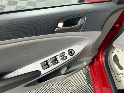 Used 2015 Hyundai Accent GS image 15