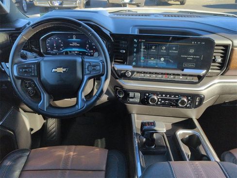 Used 2024 Chevrolet Silverado 1500 High Country w/ High Country Premium Package image 24