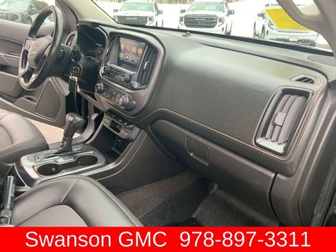 Used 2015 GMC Canyon SLE w/ All-Terrain Package image 30