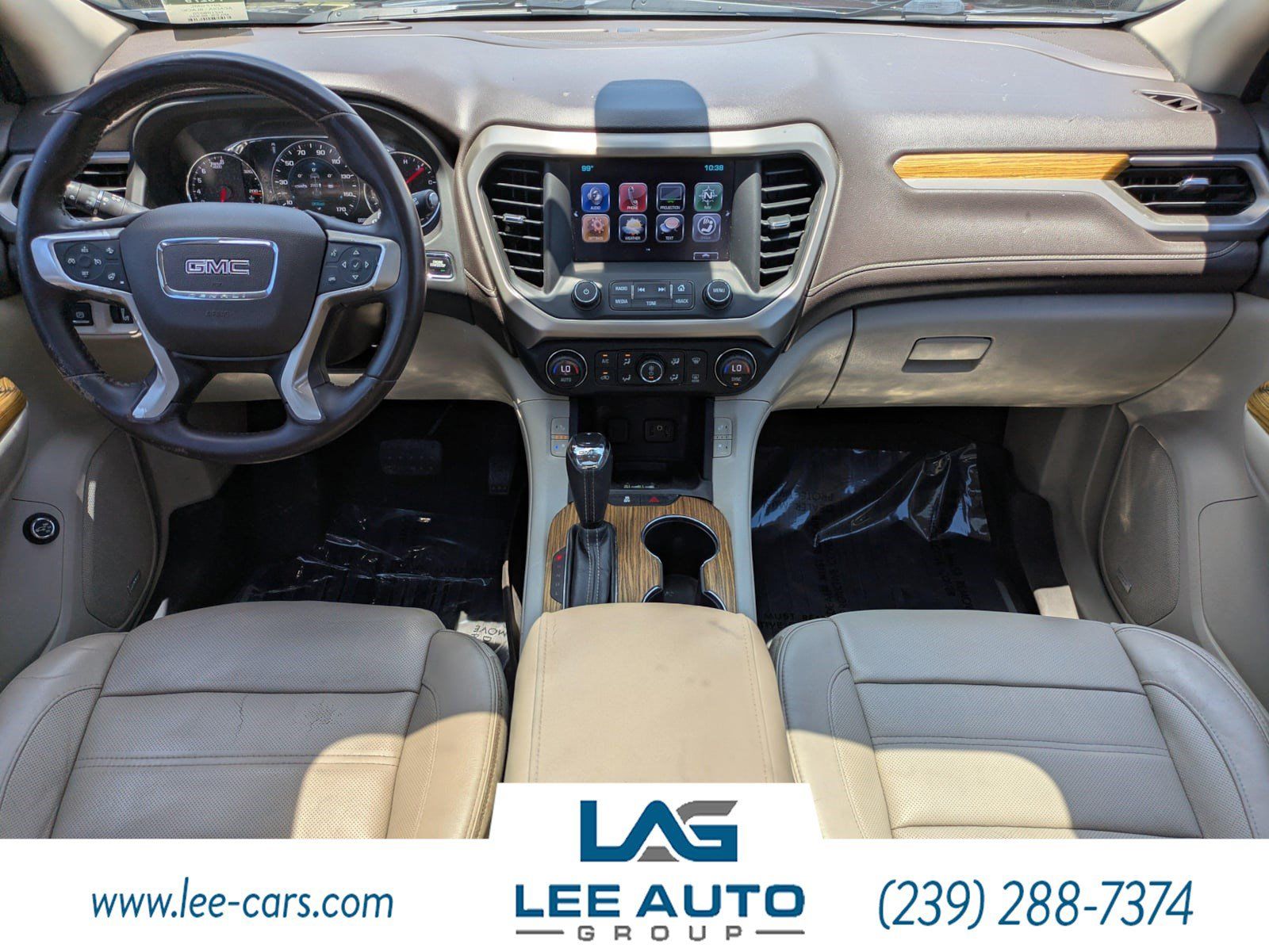 Used 2017 GMC Acadia Denali w/ Technology Package FWD image 13
