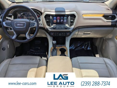 Used 2017 GMC Acadia Denali w/ Technology Package FWD image 13