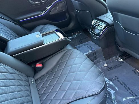 Used 2024 Mercedes-Benz S 580 4MATIC Sedan image 19
