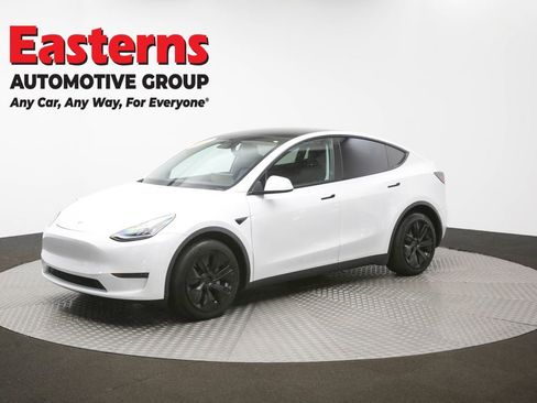 Used 2020 Tesla Model Y Long Range image 53