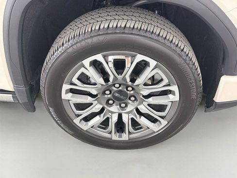 Used 2026 GMC Sierra 1500 Denali Ultimate AWD/4WD image 14