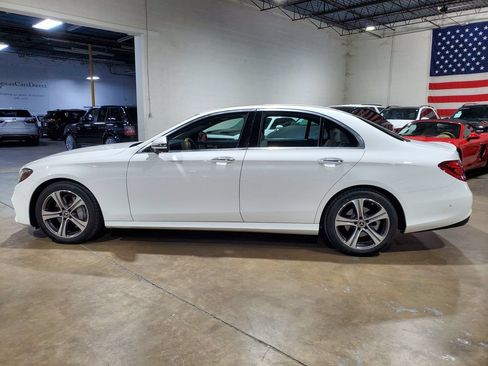 Used 2020 Mercedes-Benz E 350 Sedan image 13