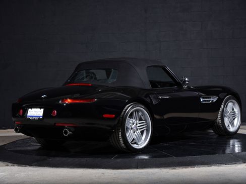 Used 2002 BMW Z8 image 6