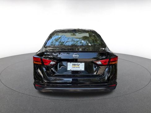 Used 2026 Nissan Altima 2.5 SV FWD image 10