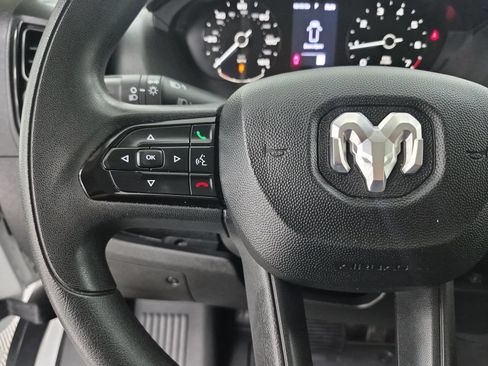 Used 2025 RAM ProMaster 2500 w/ Convenience Group FWD image 28