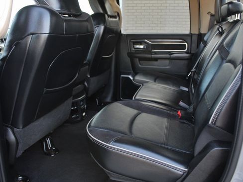 Used 2021 RAM 2500 Laramie image 15