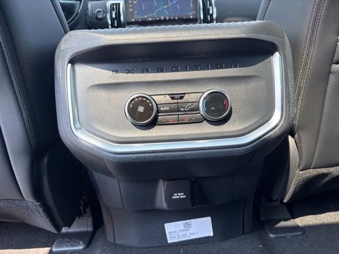 New 2025 Ford Expedition Tremor image 25