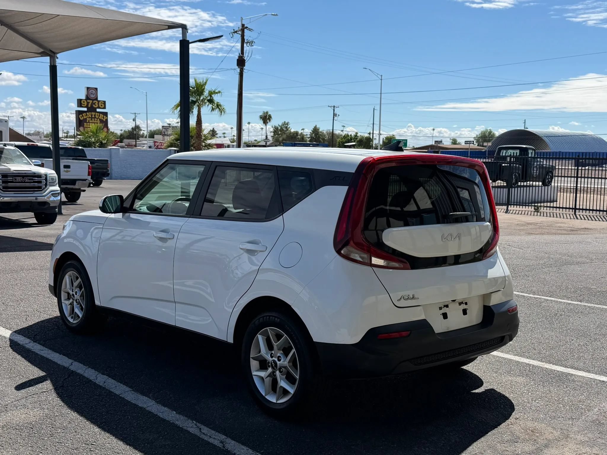 Used 2022 Kia Soul LX w/ Technology Package FWD image 6