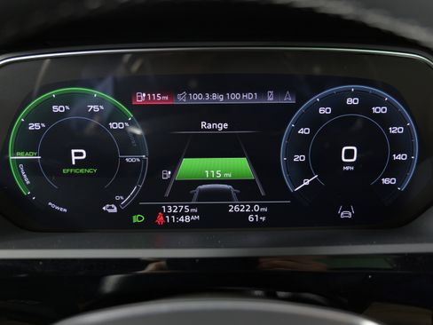 Used 2024 Audi Q8 e-tron Premium Plus w/ Premium Plus Package AWD/4WD image 40