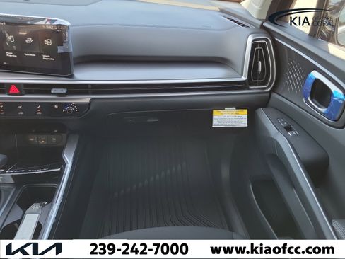New 2026 Kia Sorento LX FWD image 14