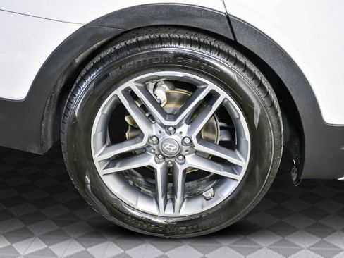 Used 2019 Hyundai Santa Fe XL image 41