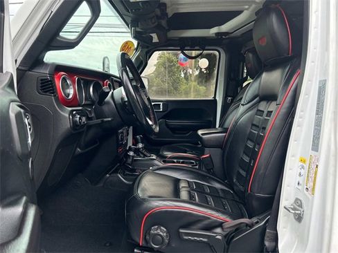Used 2018 Jeep Wrangler Unlimited Rubicon image 11