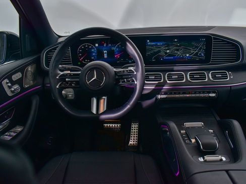 Used 2025 Mercedes-Benz GLS 450 4MATIC image 22