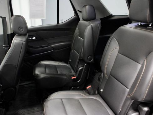 Used 2021 Chevrolet Traverse Premier w/ Redline Edition AWD/4WD image 22