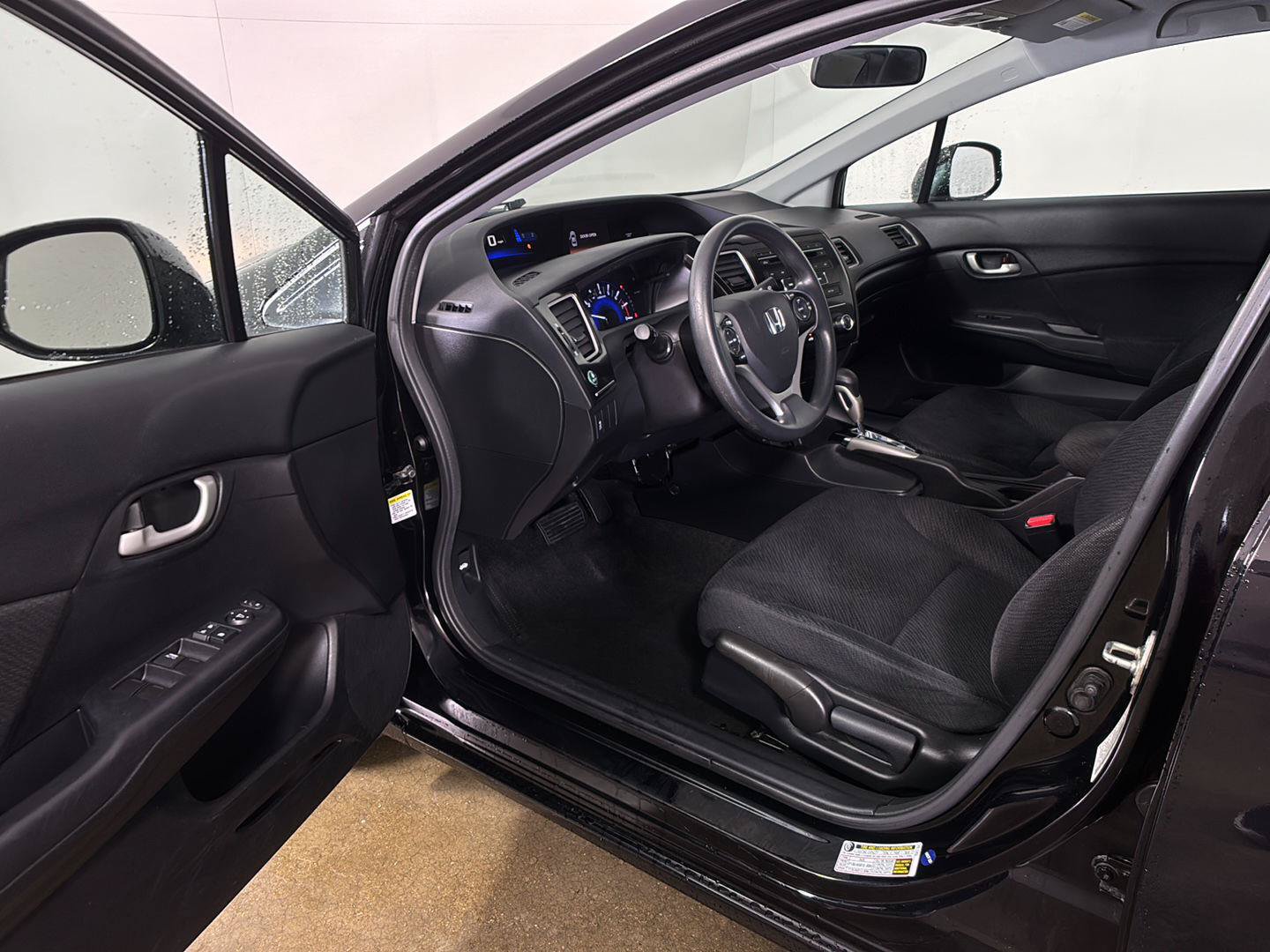 Used 2013 Honda Civic LX image 2