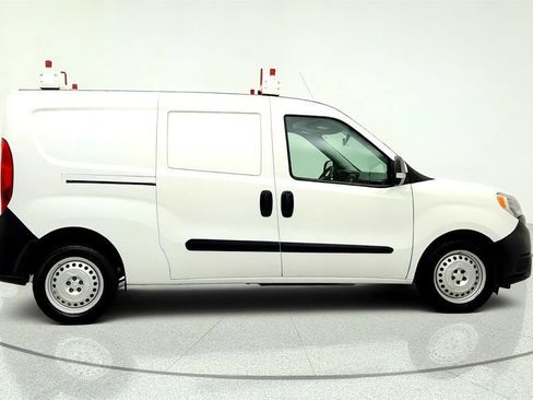 Used 2021 RAM ProMaster City Tradesman FWD image 4