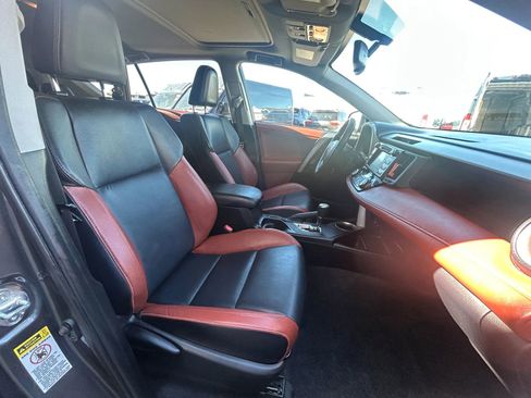 Used 2013 Toyota RAV4 Limited image 42