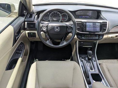 Used 2017 Honda Accord EX-L image 16