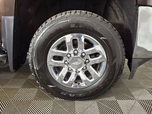 Used 2018 Chevrolet Silverado 3500 LTZ w/ Duramax Plus Package image 35