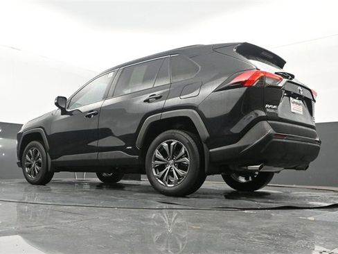 Used 2025 Toyota RAV4 XLE Premium image 25