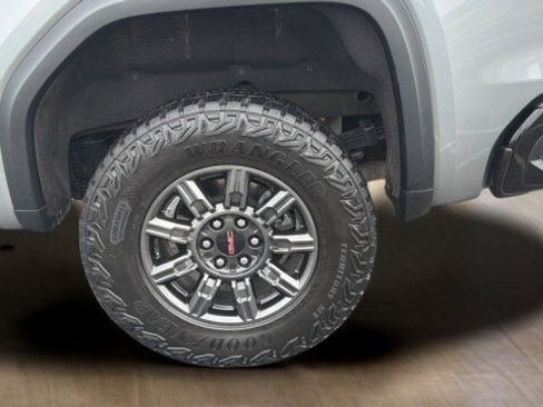 Used 2024 GMC Sierra 1500 AT4X AWD/4WD image 18