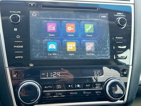 Used 2018 Subaru Outback 2.5i Limited w/ Popular Package #2 image 16