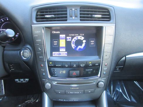 Used 2013 Lexus IS 250C image 39