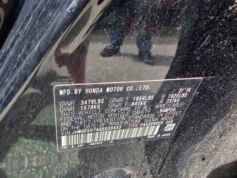 Used 2016 Honda Fit EX image 32