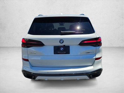 Used 2026 BMW X5 xDrive50e w/ M Sport Package AWD/4WD image 7