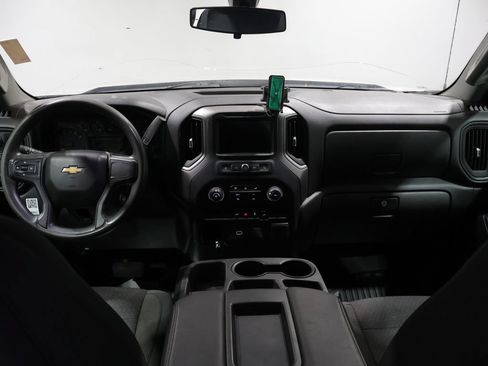 Used 2019 Chevrolet Silverado 1500 W/T w/ WT Fleet Convenience Package AWD/4WD image 17
