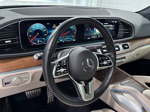 Certified 2023 Mercedes-Benz GLS 450 4MATIC image 10