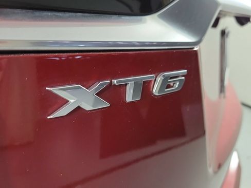 Certified 2024 Cadillac XT6 Luxury AWD/4WD image 6