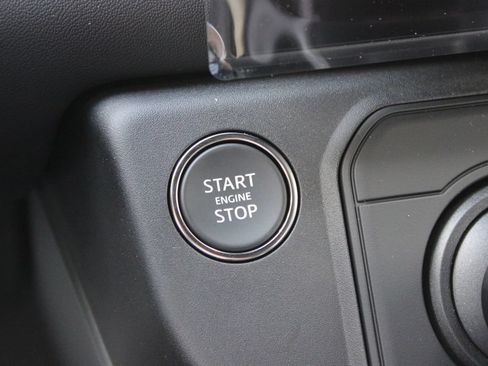 New 2026 Land Rover Defender 110 S AWD/4WD image 13