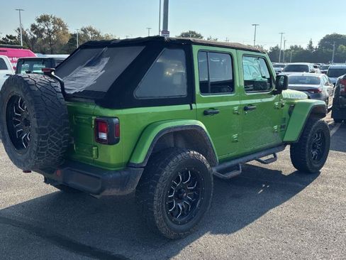 Used 2019 Jeep Wrangler Unlimited Rubicon AWD/4WD image 2