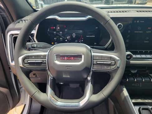 New 2026 GMC Canyon Elevation w/ Convenience Package RWD image 17